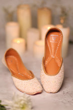 Load image into Gallery viewer, (Pre Order) Jasmine Juttis