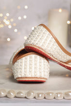 Load image into Gallery viewer, (Pre Order) Nooriya juttis