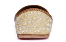 Load image into Gallery viewer, (Pre Order) Ivory Sugar jutti