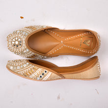 Load image into Gallery viewer, (Pre Order) Jharokha jutti