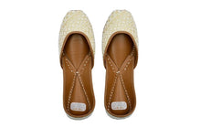 Load image into Gallery viewer, (Pre Order) Ivory Sugar jutti
