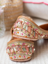 Load image into Gallery viewer, (Pre Order) Monna Juttis