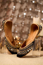 Load image into Gallery viewer, (Pre Order) Falak Navy Blue Juttis
