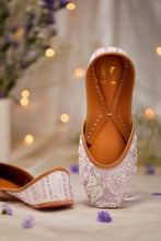 Load image into Gallery viewer, (Pre Order) Zariza Lilac Juttis
