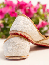 Load image into Gallery viewer, (Eid 2025) Florene Ivory Jutti