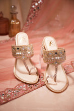 Load image into Gallery viewer, (NEW) Ada Block Heels