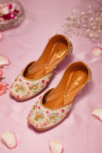 Load image into Gallery viewer, (Pre Order) Ulfat jutti