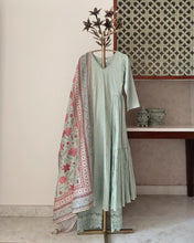 Load image into Gallery viewer, (Pre Order) Nayaab Set - Mint Green
