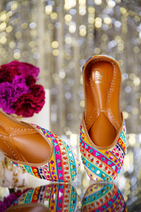 [FLASH SALE] Rangrez Jutti - Size 40